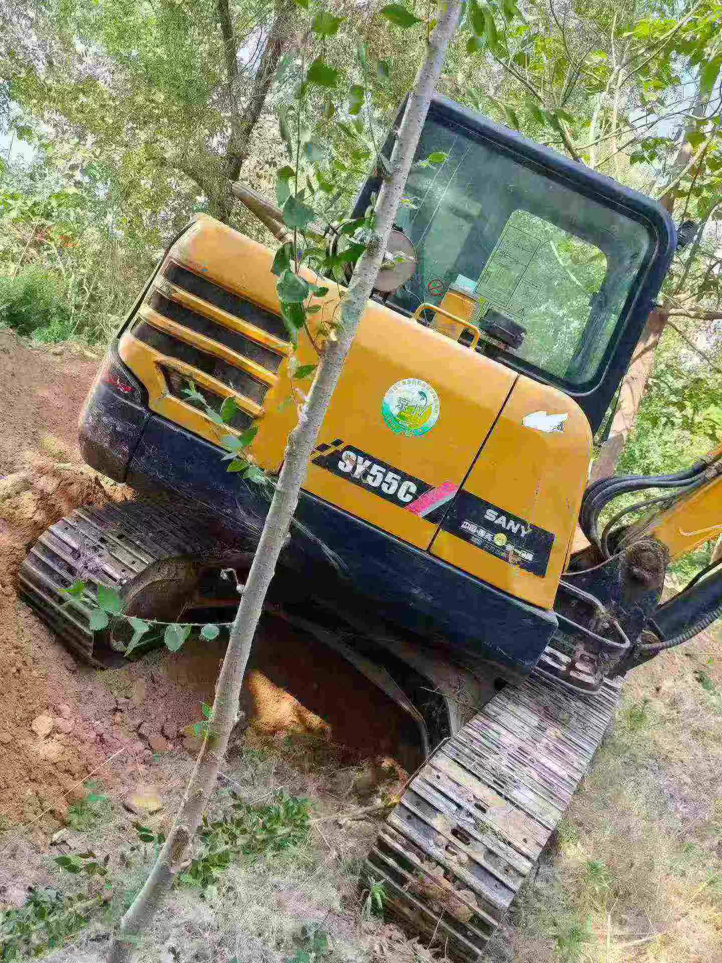 Buy Sany SY55 Used Excavator / 2