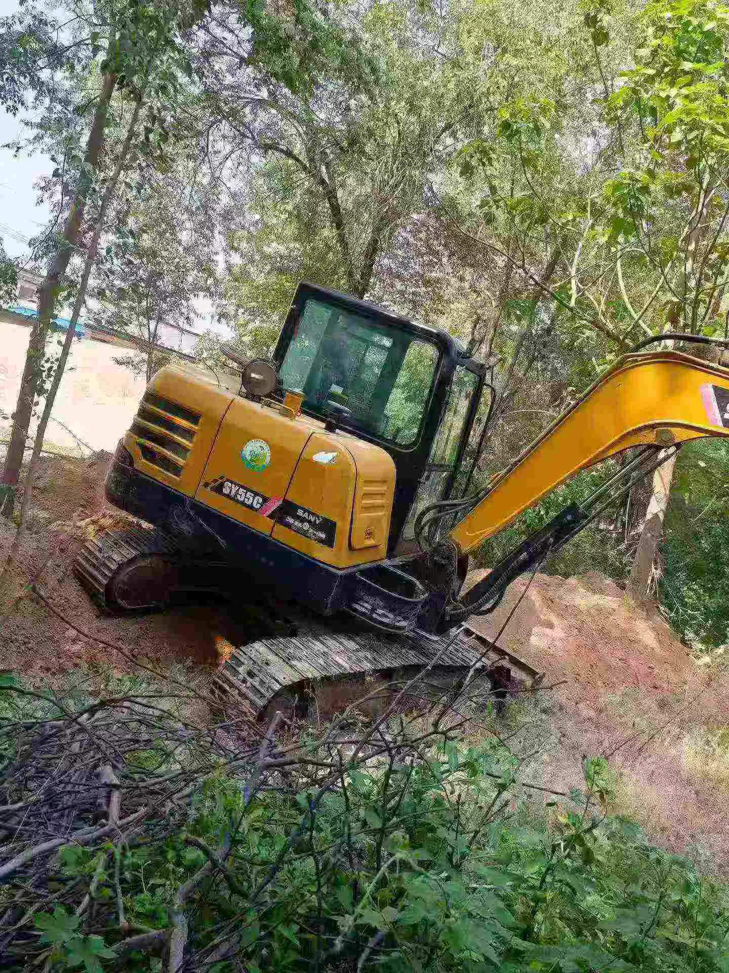 Buy Sany SY55 Used Excavator / 3