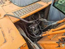 Buy Hitachi EX250-5 Used Excavator / 4 Buy Hitachi EX250-5 Used Excavator / 4