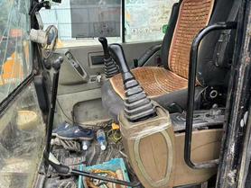Buy Hyundai HX60 Used Excavator / 5 Buy Hyundai HX60 Used Excavator / 5