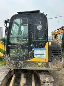 Buy Hyundai HX60 Used Excavator / 2 Buy Hyundai HX60 Used Excavator / 2