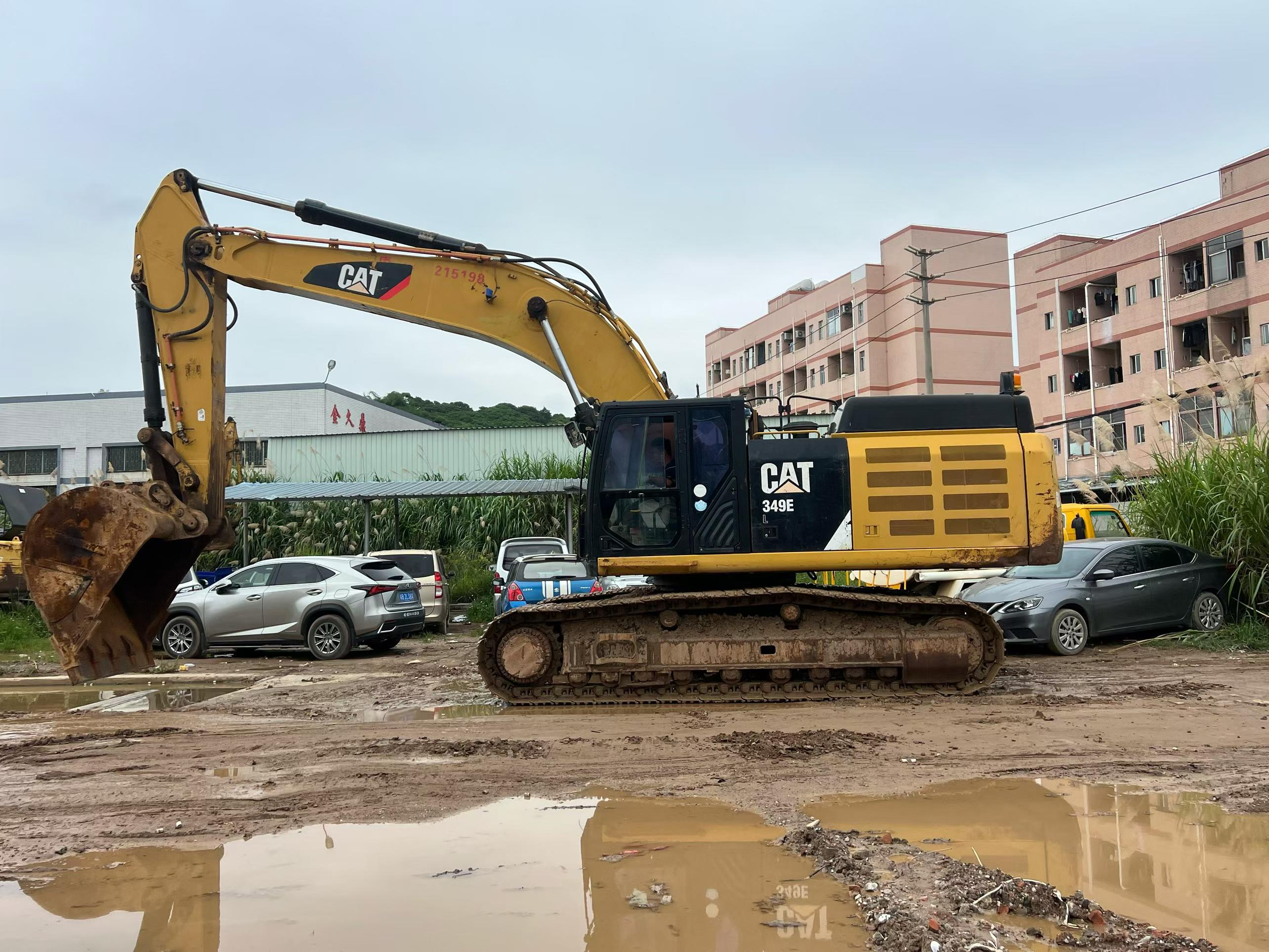 Buy Caterpillar 349E Used Excavator / 2