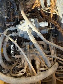 Buy XCMG XE135B Used Excavator / 4 Buy XCMG XE135B Used Excavator / 4