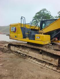 Buy Caterpillar 326DL Used Excavator / 2 Buy Caterpillar 326DL Used Excavator / 2