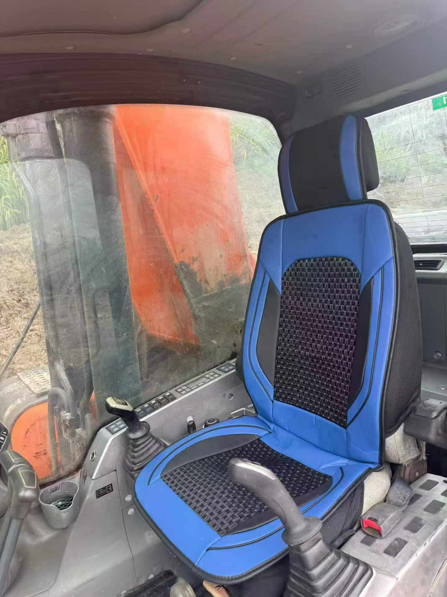 Buy Doosan DX260LC Used Excavator / 7