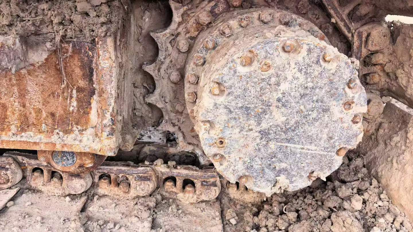 Buy Hitachi ZX200-6 Used Excavator / 8