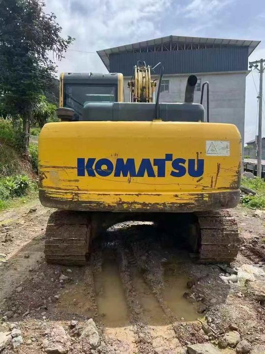 Buy Komatsu PC110-7 Used Excavator / 1