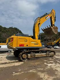 Buy XCMG XE600DK Used Excavator / 3 Buy XCMG XE600DK Used Excavator / 3
