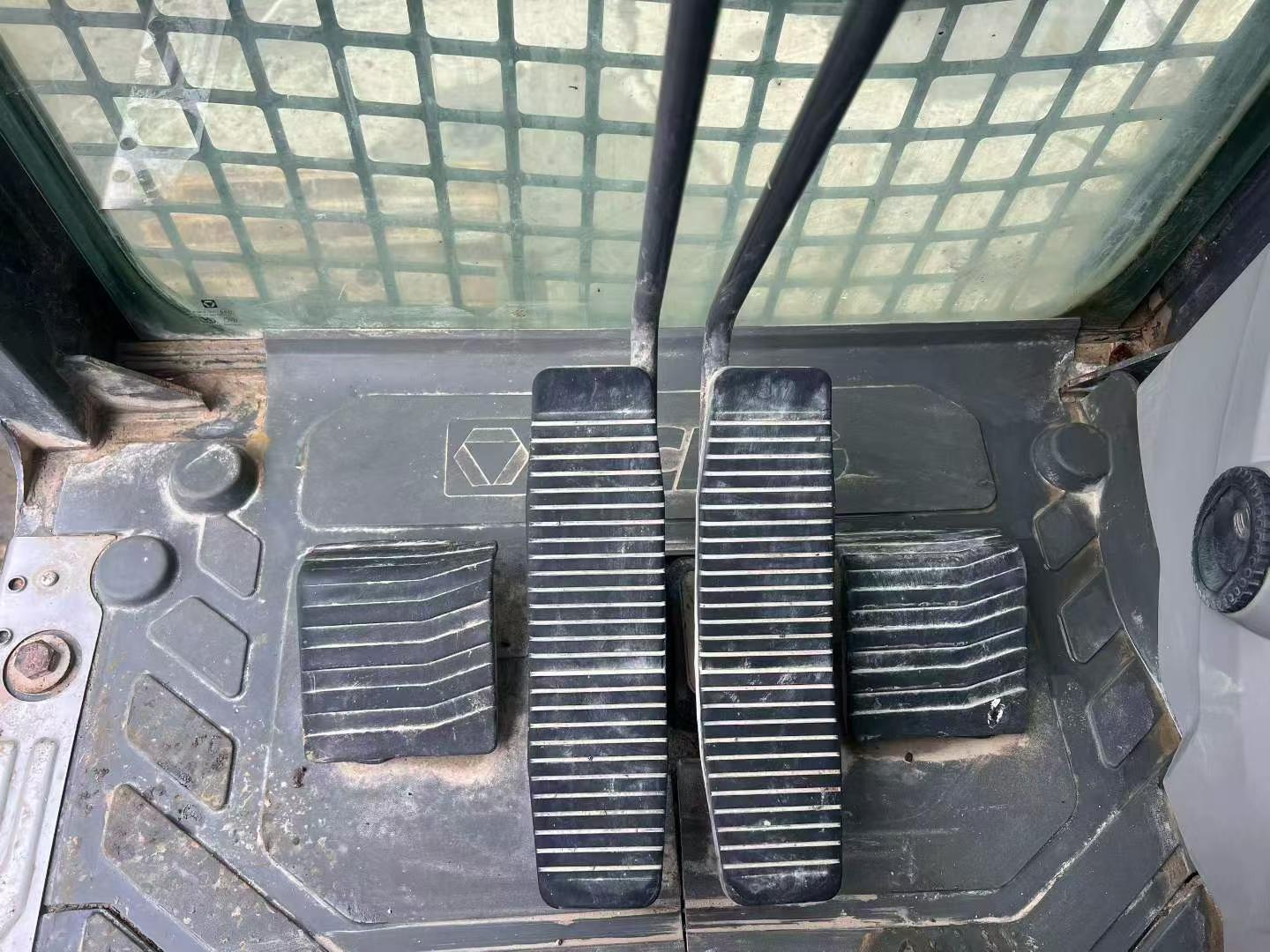 Buy XCMG XE380K Used Excavator / 5