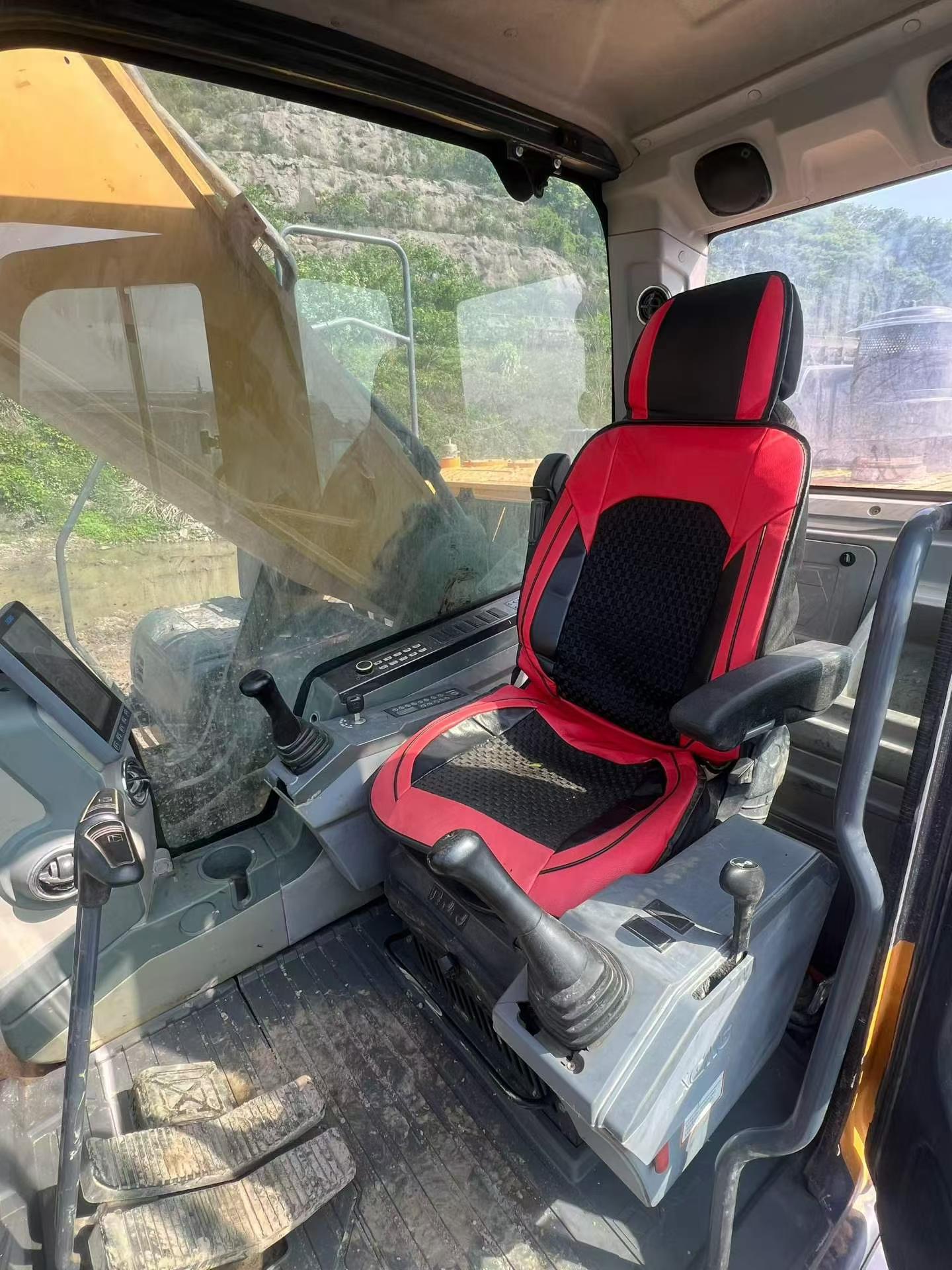 شراء حفارة XCMG XE370 مستعملة / 8