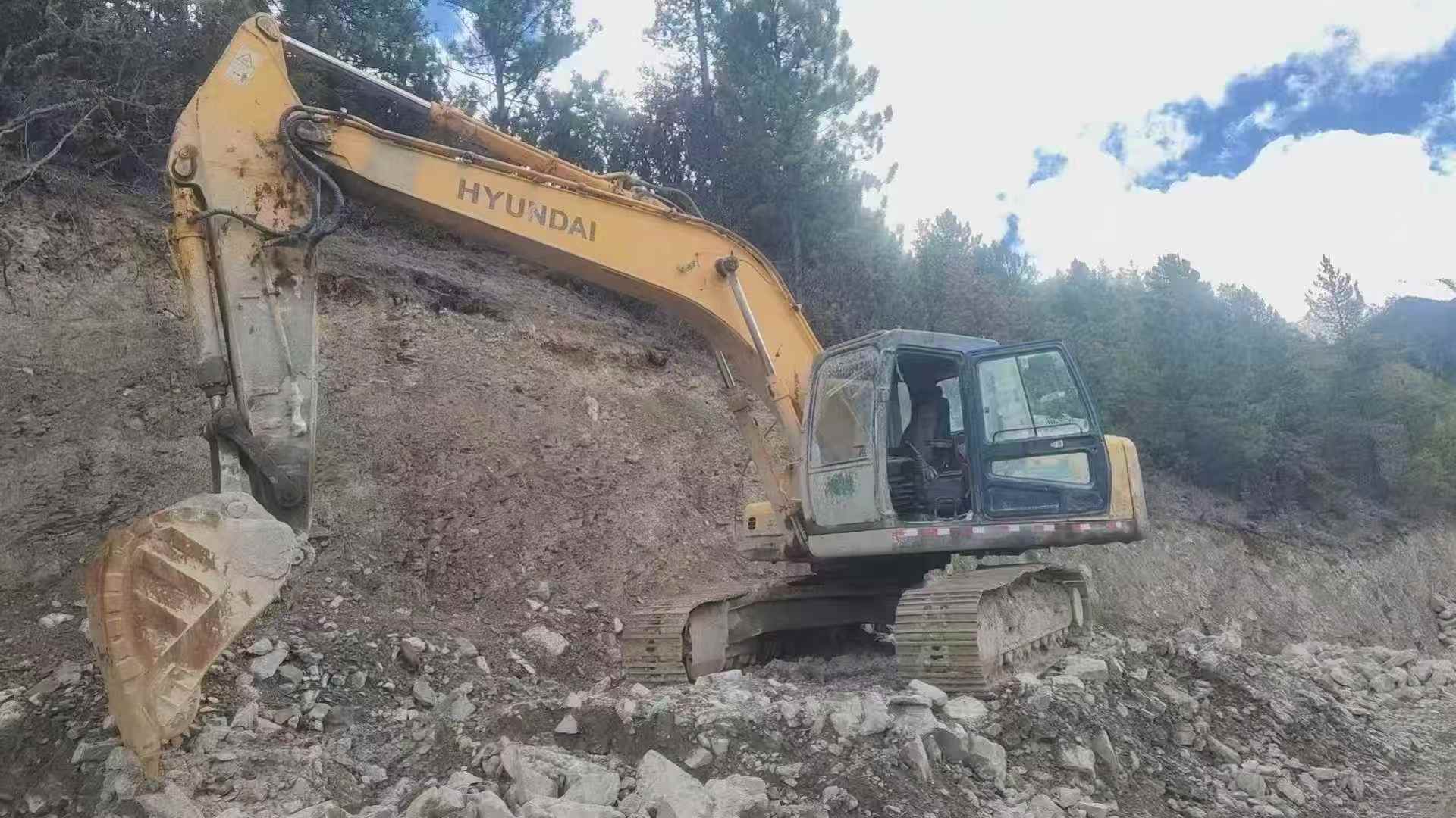 Comprar Hyundai R225-7 Usado Excavadora