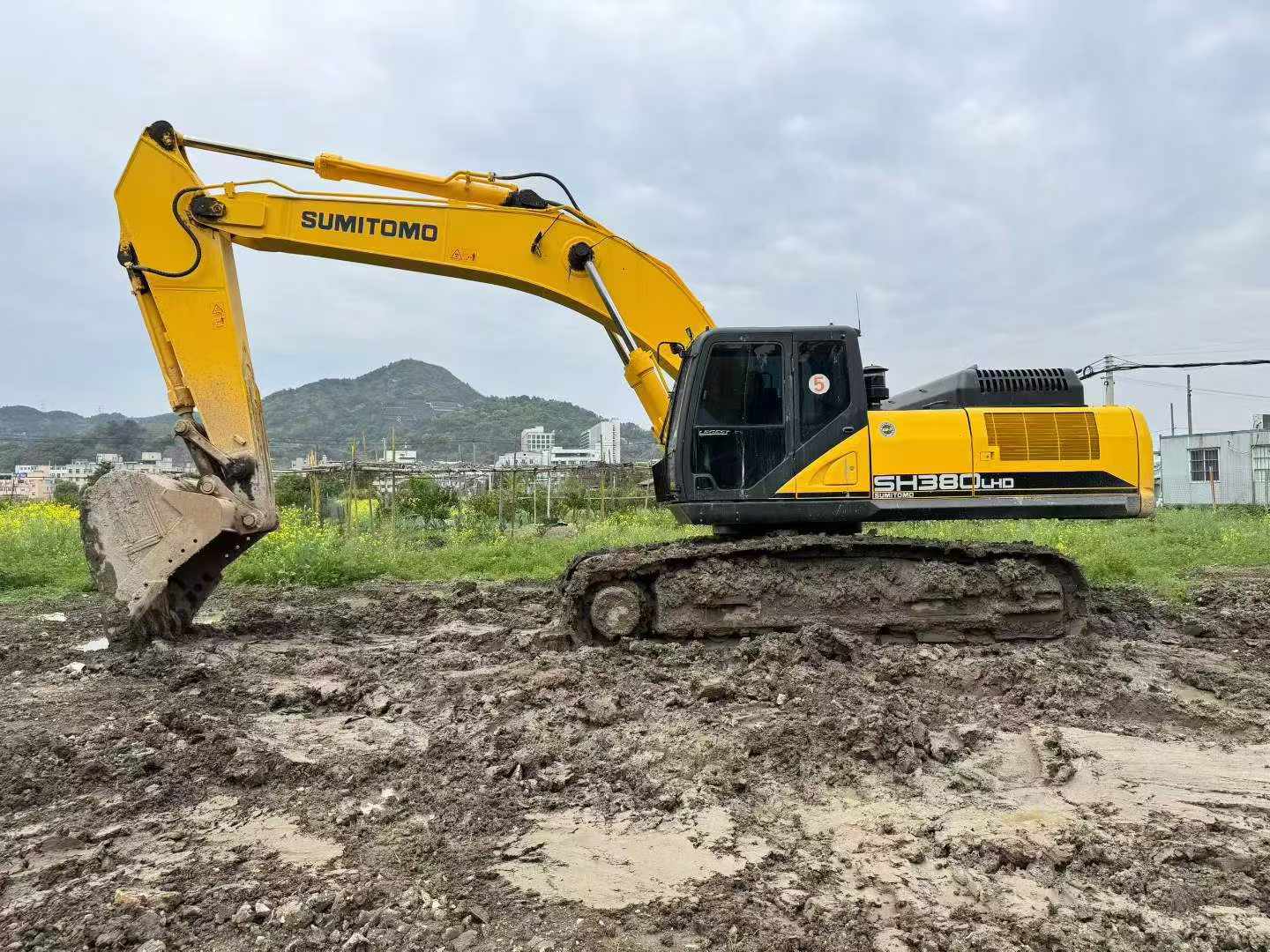 شراء حفارة Sumitomo SH380-6 مستعملة / 7