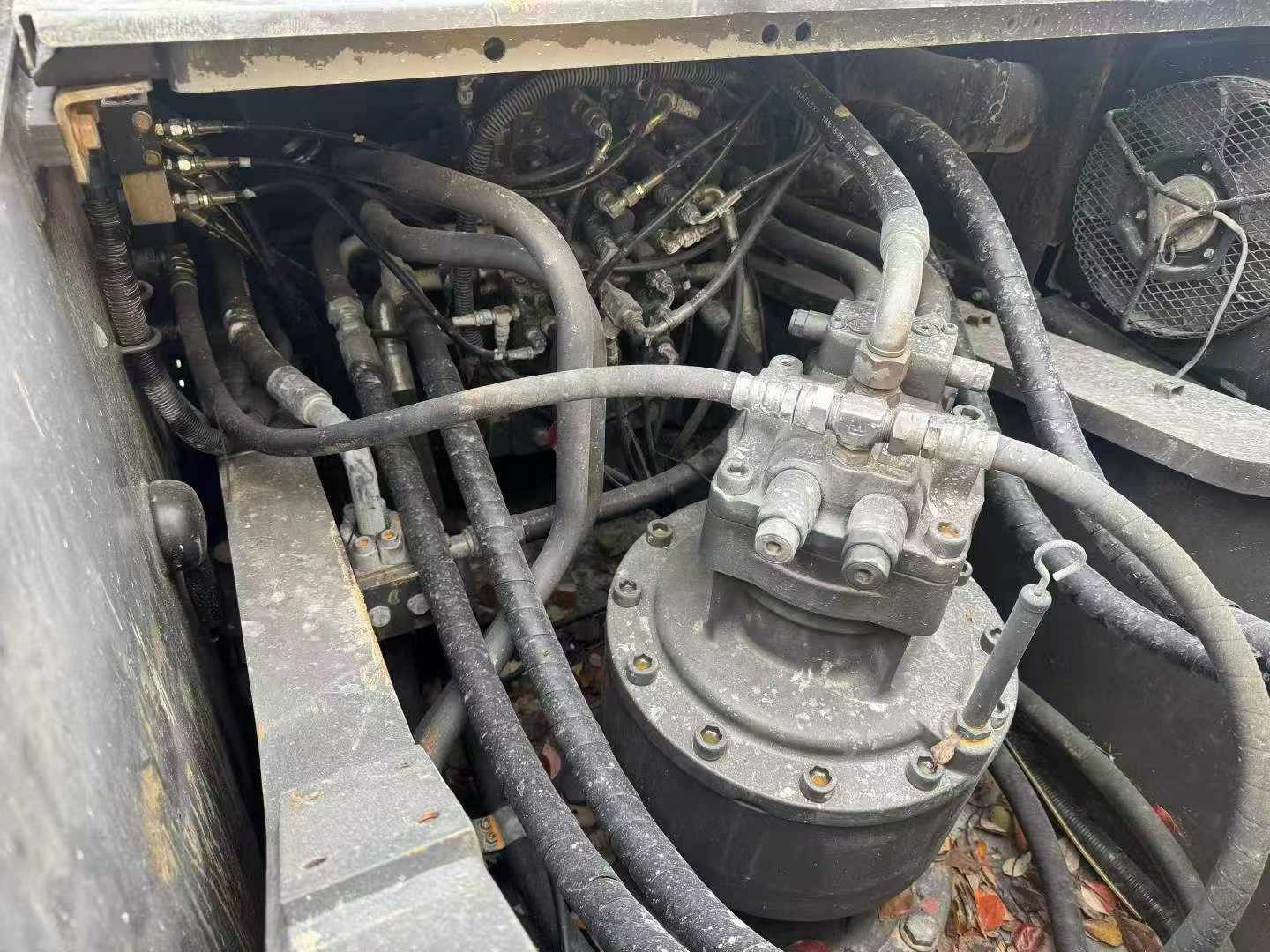 شراء حفارة Sumitomo SH380-6 مستعملة / 6