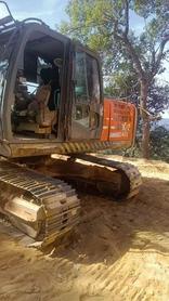 Buy Hitachi EX200-3 Used Excavator / 6 Buy Hitachi EX200-3 Used Excavator / 6