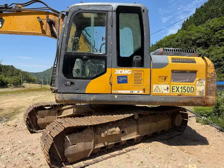 Buy XCMG XE135B Used Excavator / 1