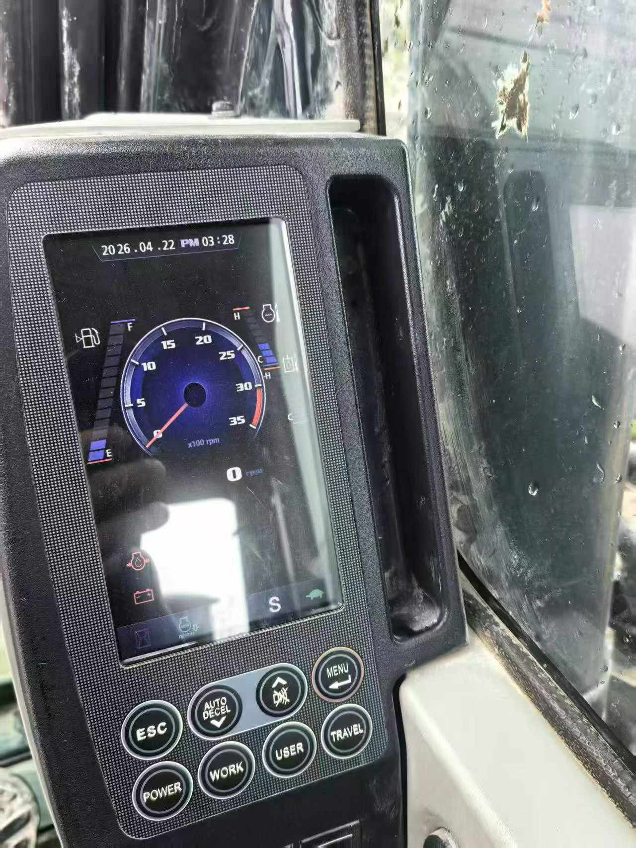 Buy Hyundai R215-7 Used Excavator / 8 Buy Hyundai R215-7 Used Excavator / 8