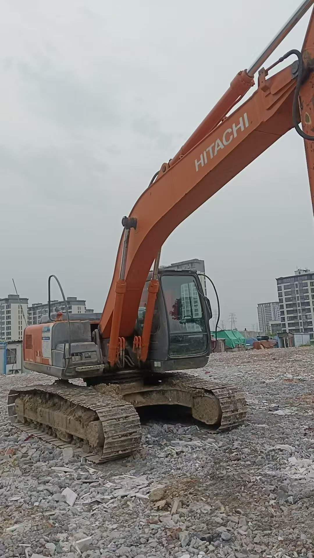 Buy Hitachi EX200 Used Excavator / 3