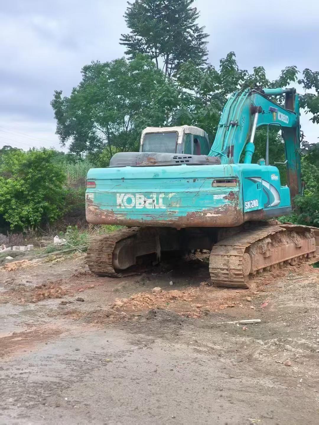 Buy Kobelco SK260 Used Excavator / 4