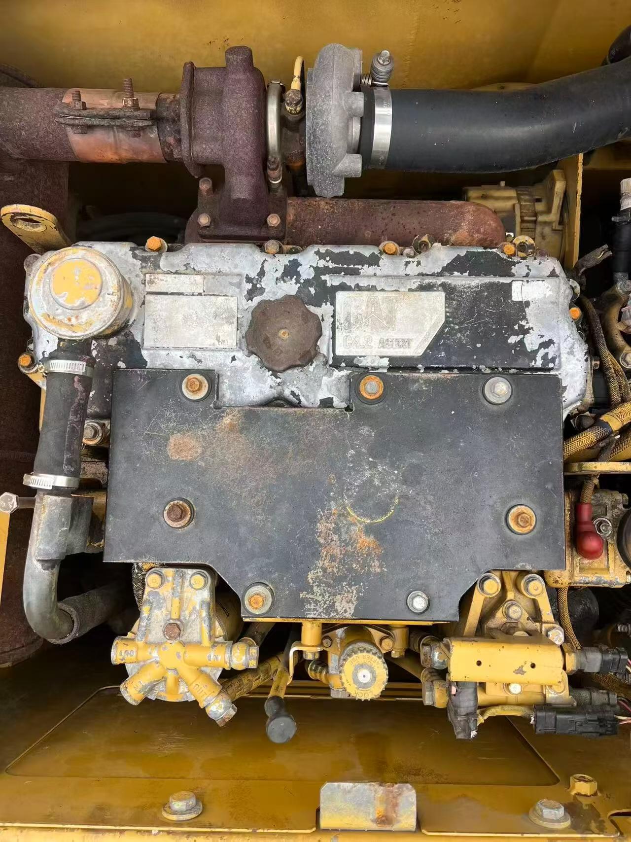 Купить Подержанный Экскаватор Caterpillar 312D / 8