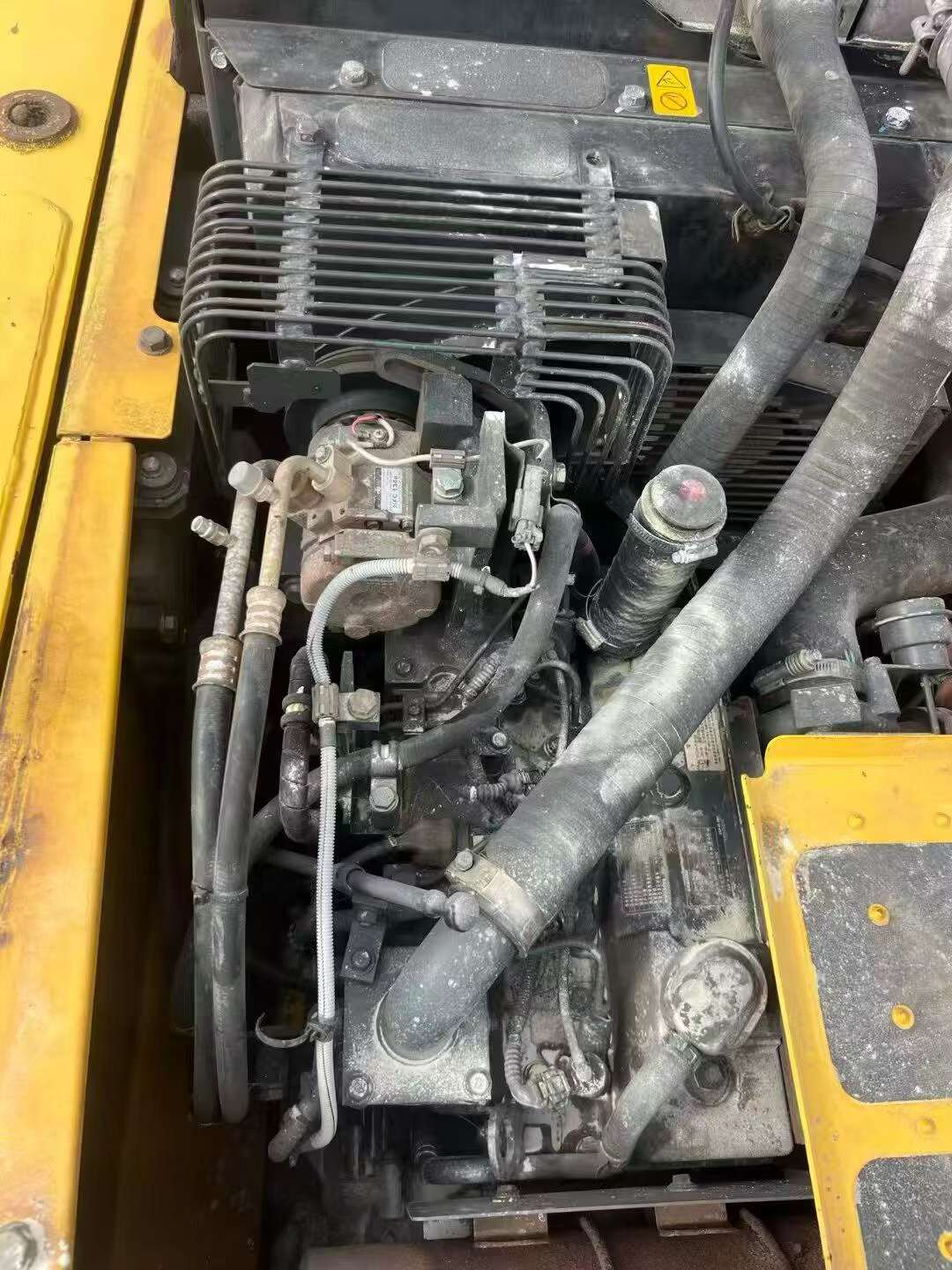 Купить Подержанный Экскаватор Komatsu PC130-8 / 8