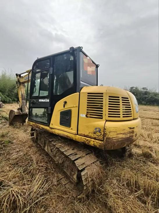 Buy Komatsu PC70-8 Used Excavator / 1