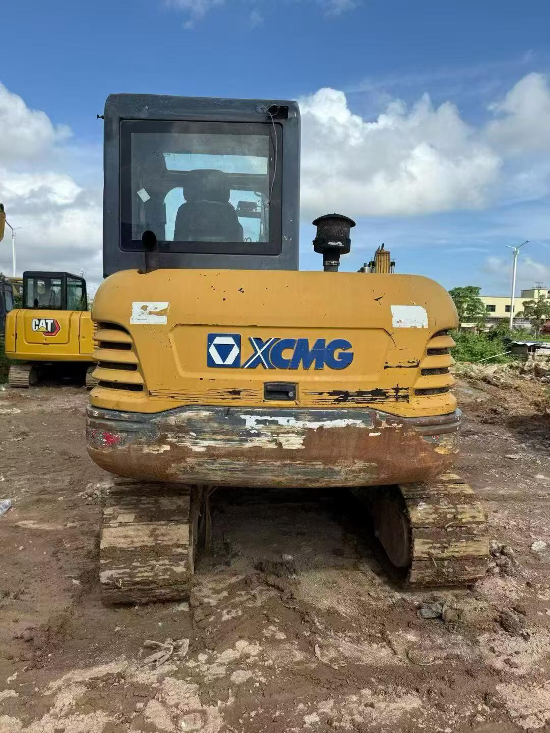 Buy XCMG XE60 Used Excavator / 3