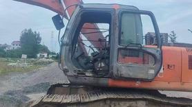 Buy Hitachi ZX200-6 Used Excavator / 3 Buy Hitachi ZX200-6 Used Excavator / 3