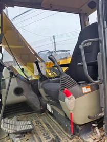 Buy Komatsu PC60-8 Used Excavator / 2 Buy Komatsu PC60-8 Used Excavator / 2