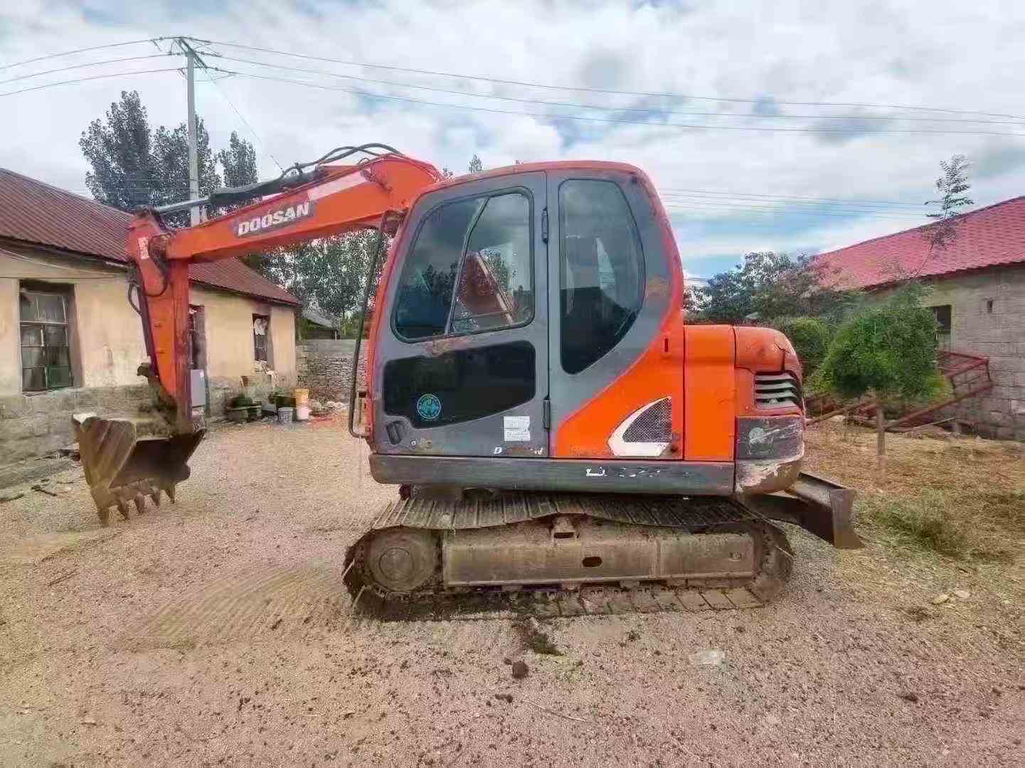 Buy Doosan DX75 Used Excavator / 6