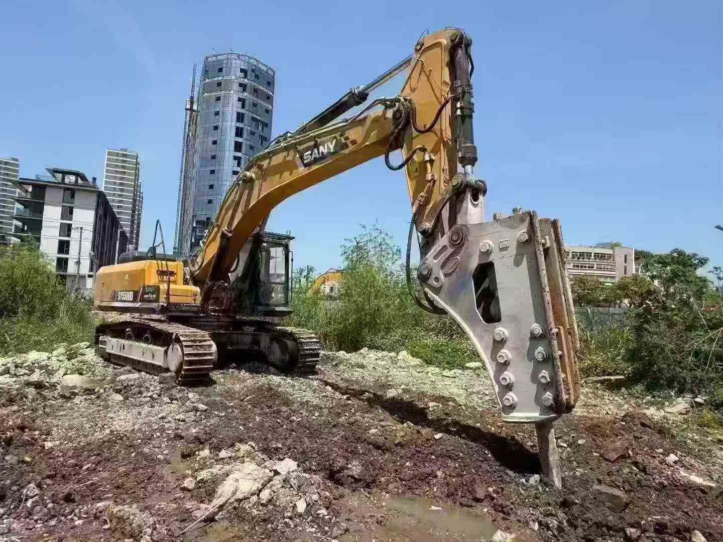 Купить Подержанный Экскаватор Sany SY550H / 2
