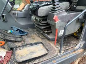 Buy Doosan DX75 Used Excavator / 4 Buy Doosan DX75 Used Excavator / 4