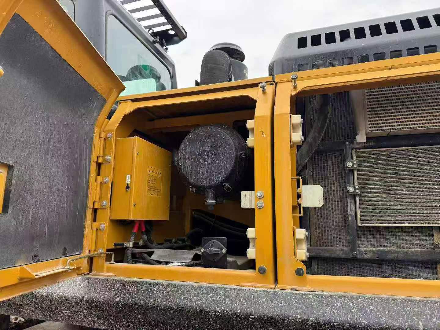 Купить Подержанный Экскаватор Sany SY375H / 9