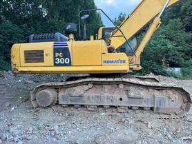 Buy Komatsu PC300 Used Excavator / 5 Buy Komatsu PC300 Used Excavator / 5