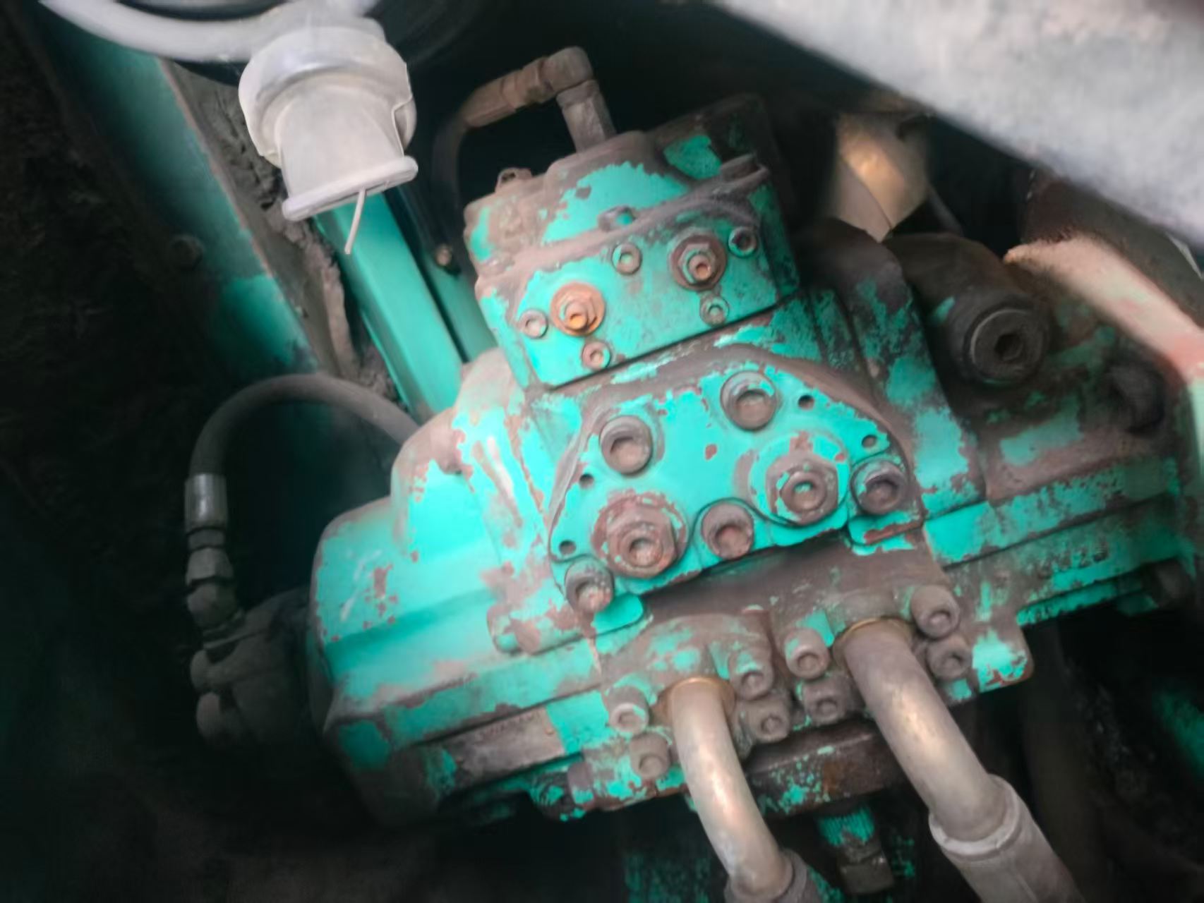Compre Escavadeira Kobelco SK100-5.5 Usada / 3