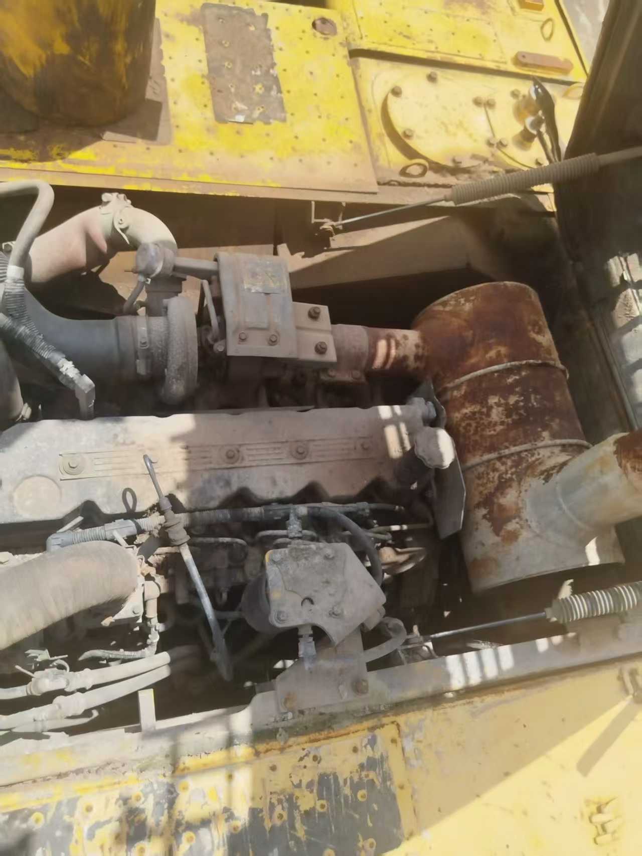 Buy Komatsu PC240-6 Used Excavator / 3