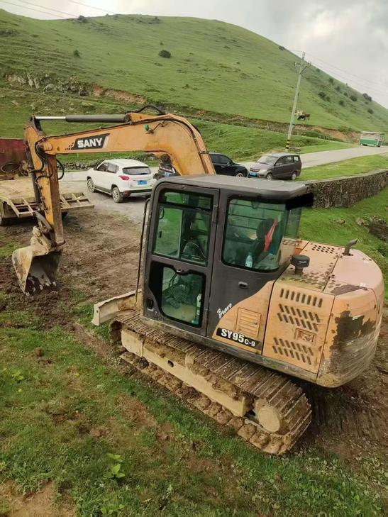 Buy Sany SY75 Used Excavator / 1