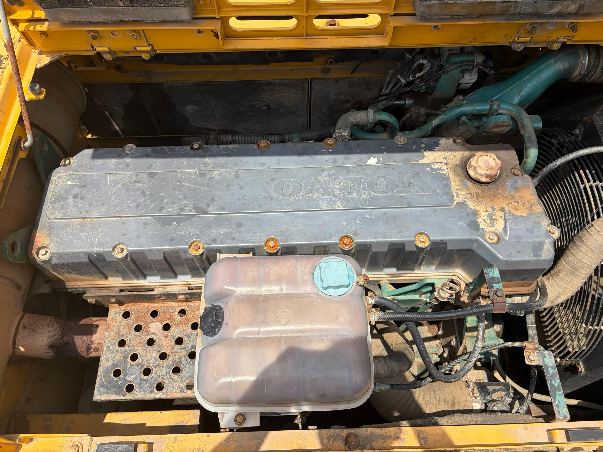 Buy Volvo EC380D Used Excavator / 4
