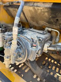 Купить Подержанный Экскаватор JohnDeere E210 / 8 Купить Подержанный Экскаватор JohnDeere E210 / 8