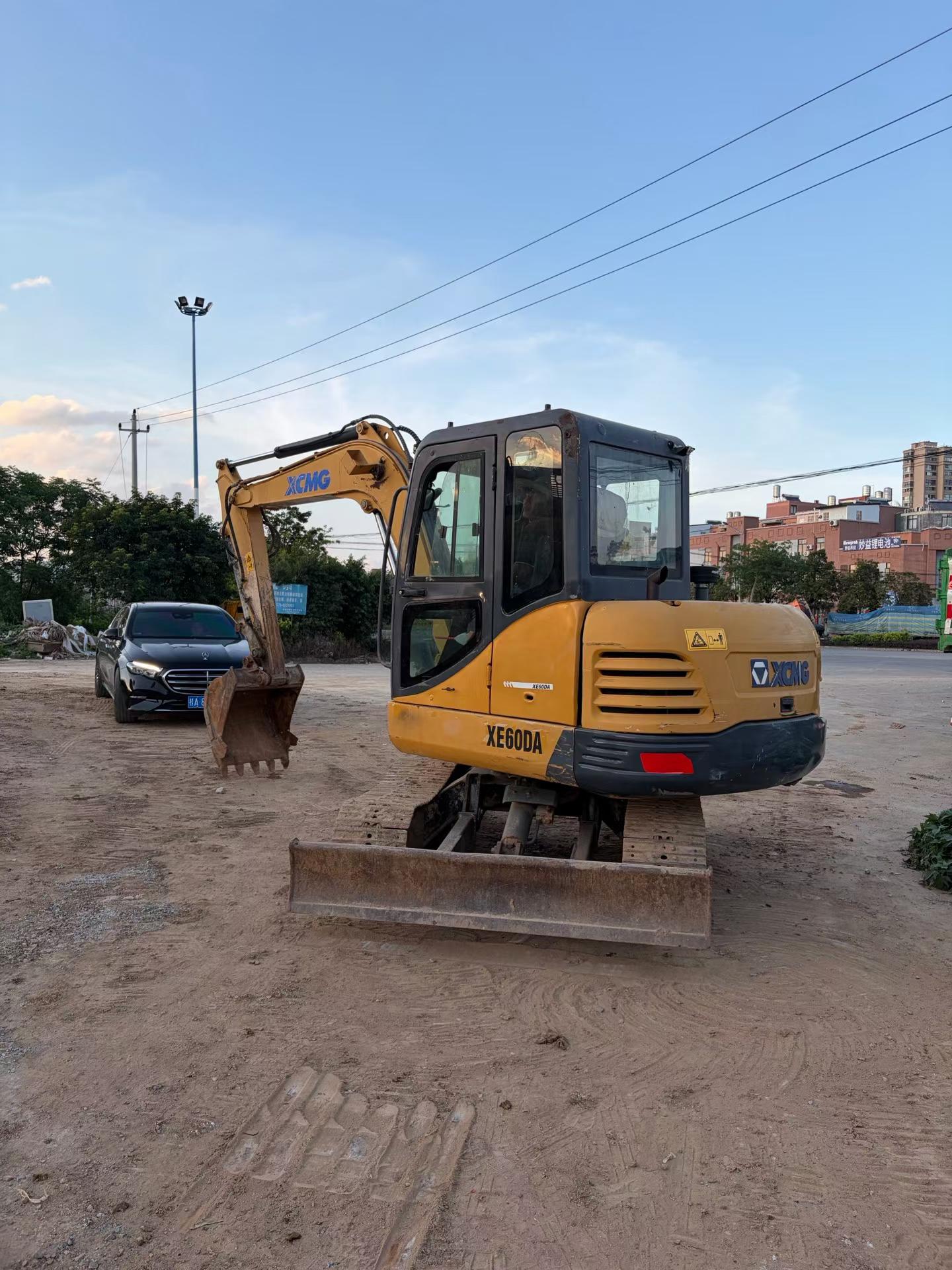 Buy XCMG XE55D Used Excavator / 2
