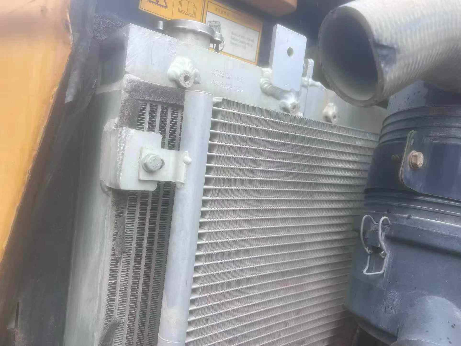 Buy Sany SY55U Used Excavator / 5