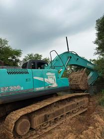 Compre Escavadeira Kobelco SK260 Usada / 5 Compre Escavadeira Kobelco SK260 Usada / 5