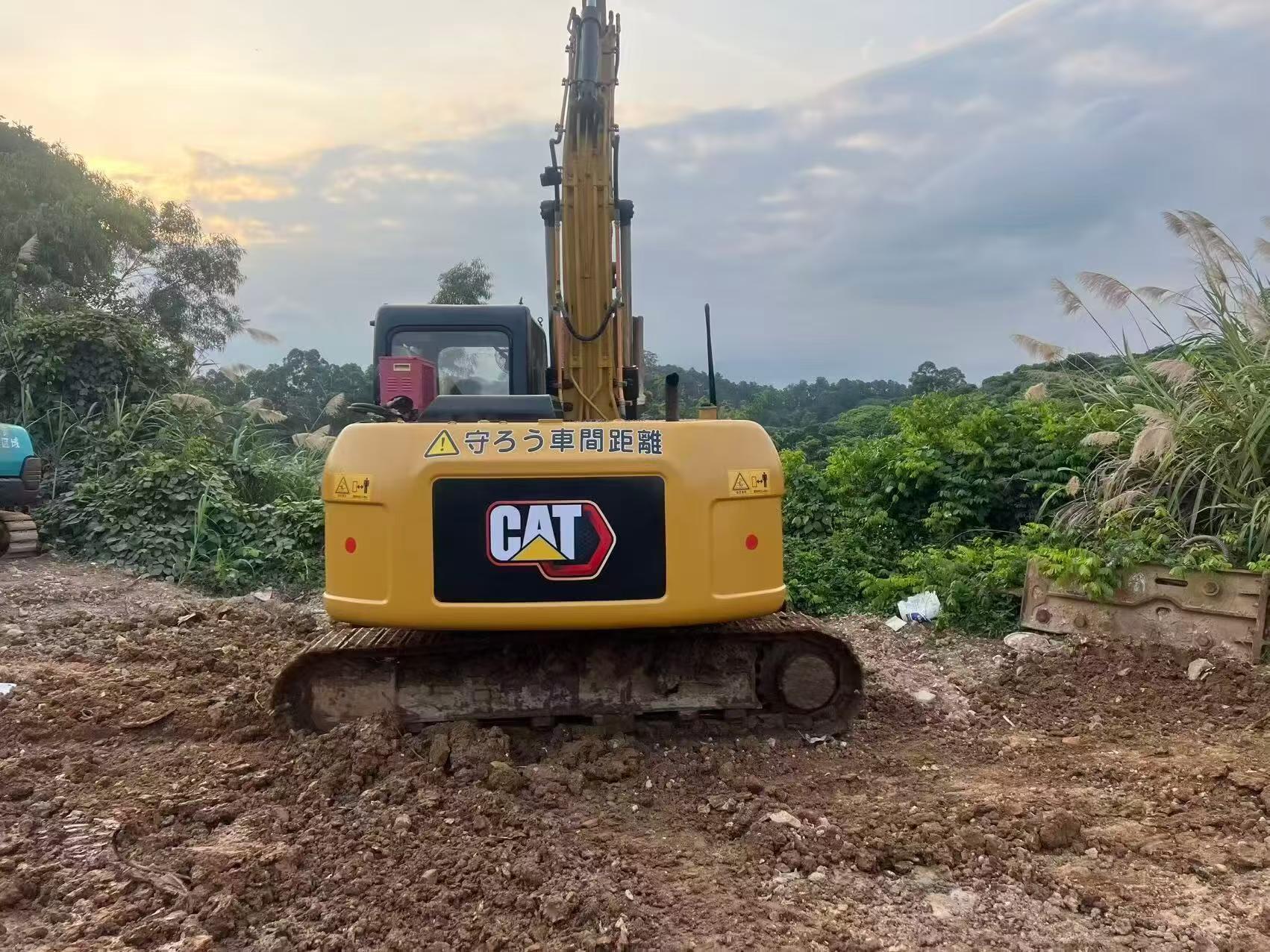 Купить Подержанный Экскаватор Caterpillar 312D / 9