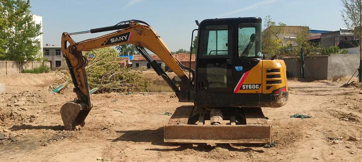 Buy Sany SY60 Used Excavator / 1