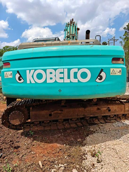 Buy Kobelco SK210 Used Excavator / 1