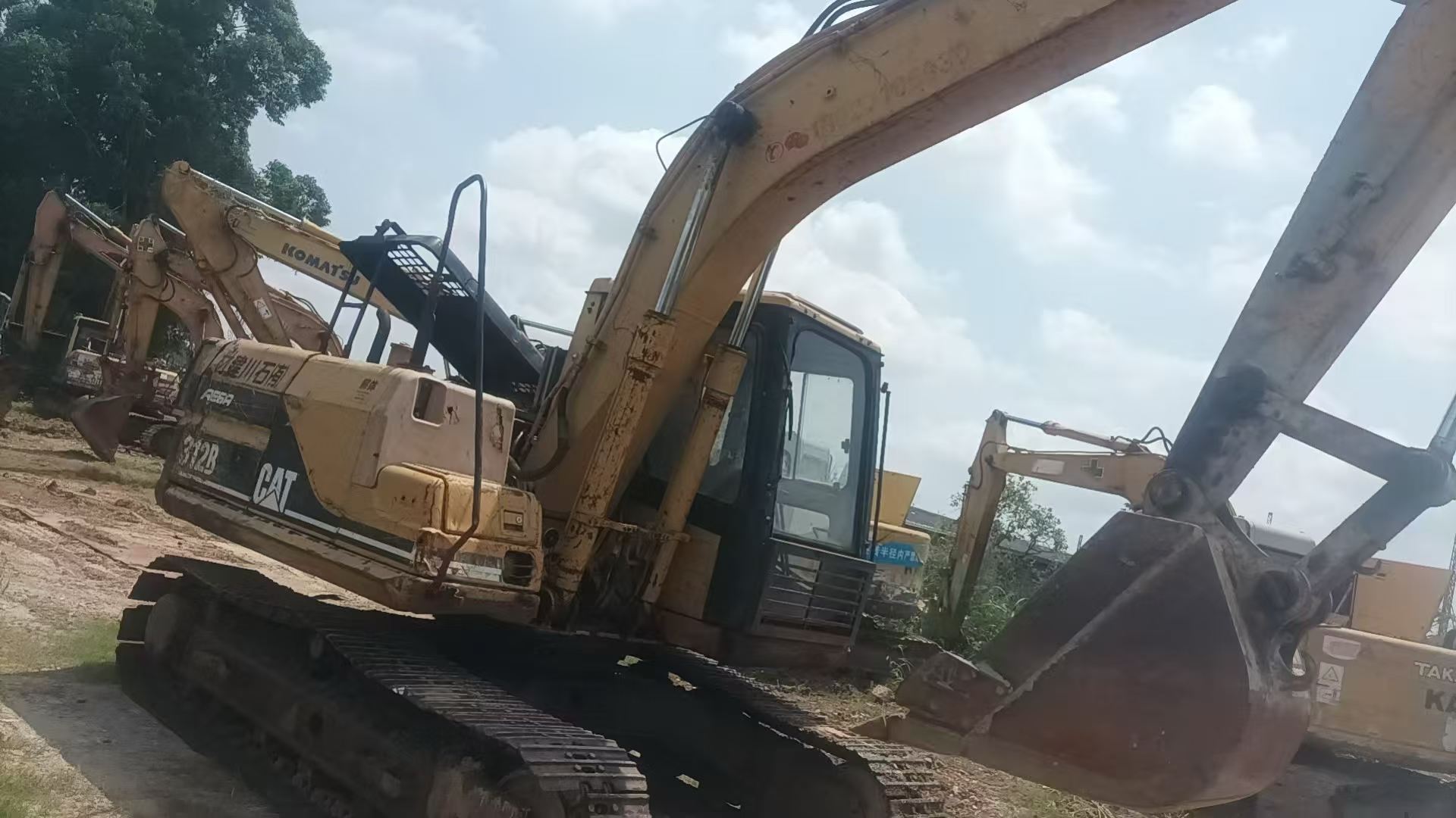 Купить Подержанный Экскаватор Caterpillar 312B / 3