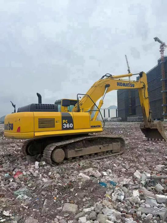 Buy Komatsu PC360-7 Used Excavator / 1