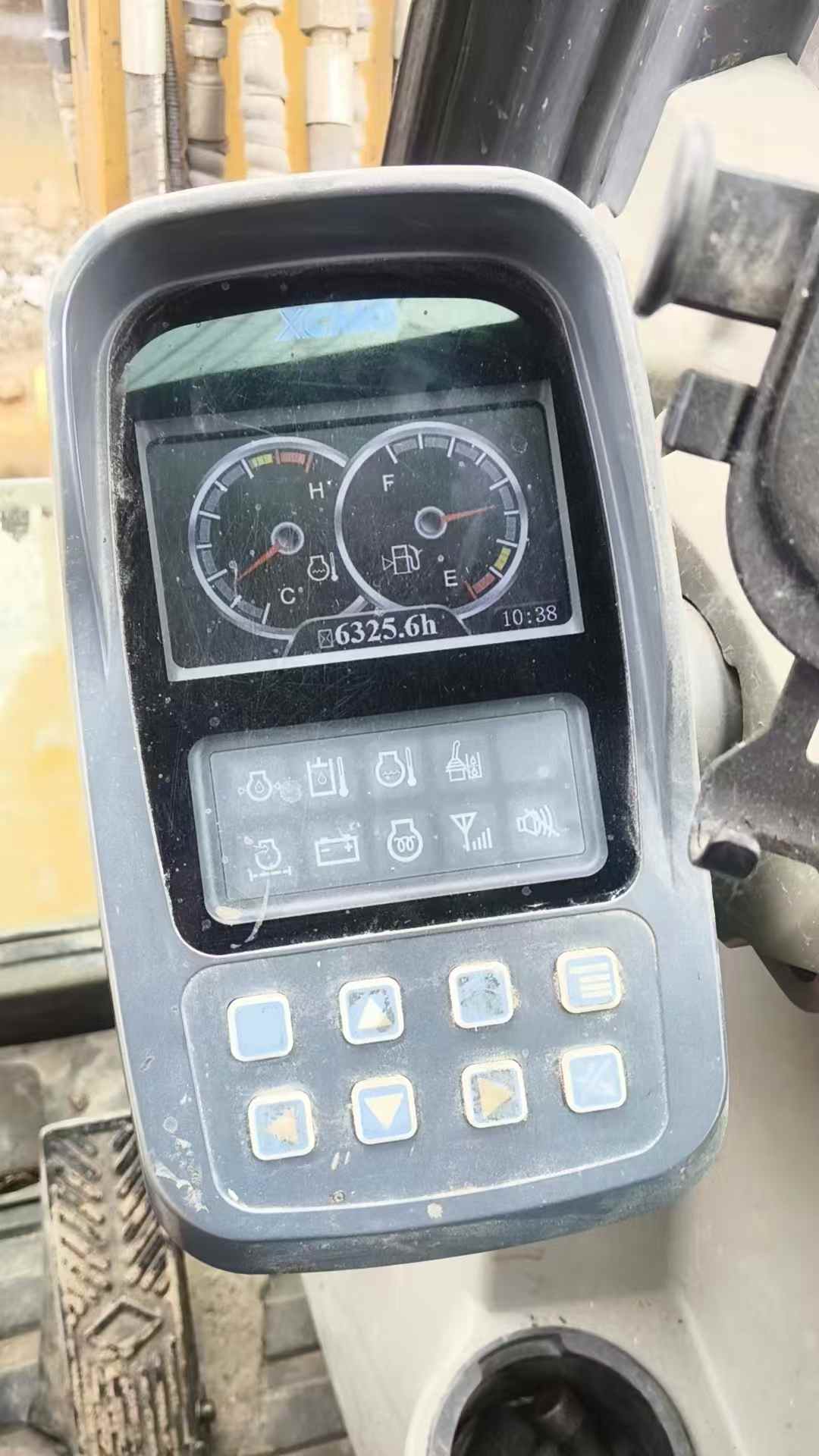 Compre Excavadora XCMG XE60 Usada / 2