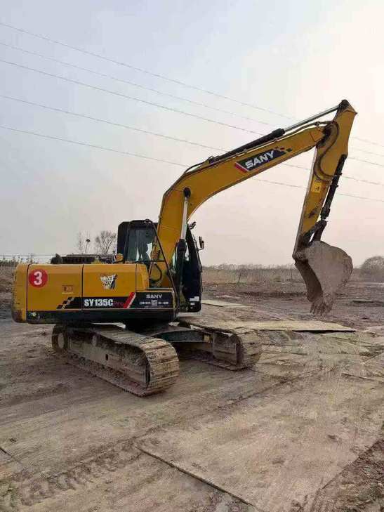 Buy Sany SY135 Used Excavator / 1