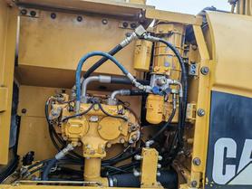 Buy Caterpillar 320D Used Excavator / 3 Buy Caterpillar 320D Used Excavator / 3