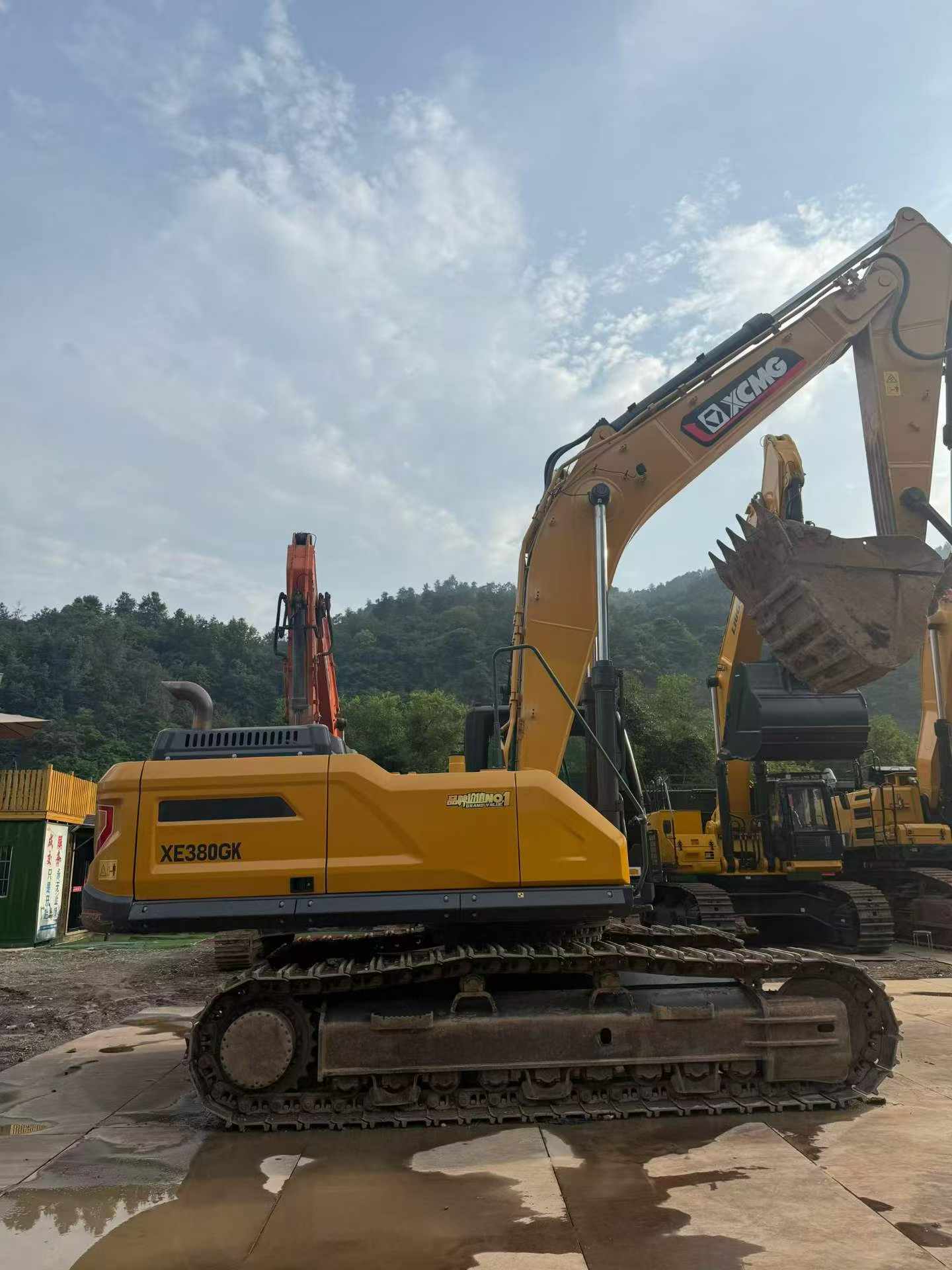 Buy XCMG XE380GK Used Excavator / 8